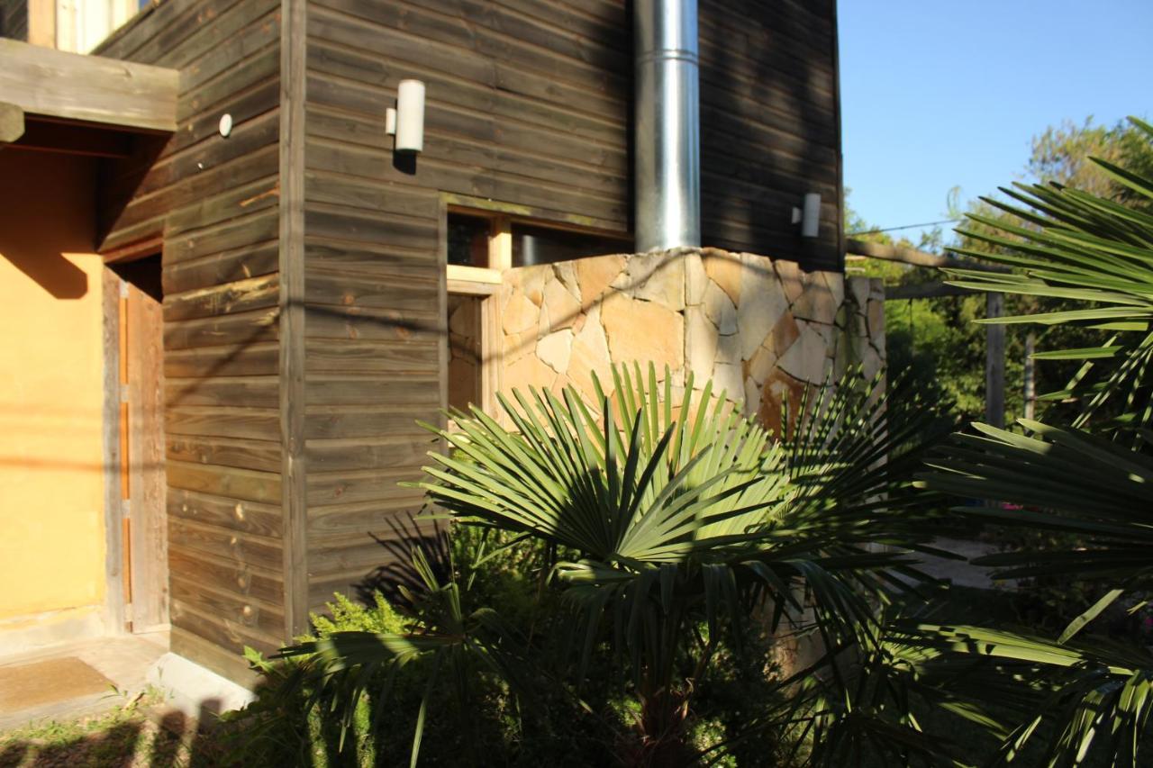 Resiliencia Albergue La Barra Exterior foto