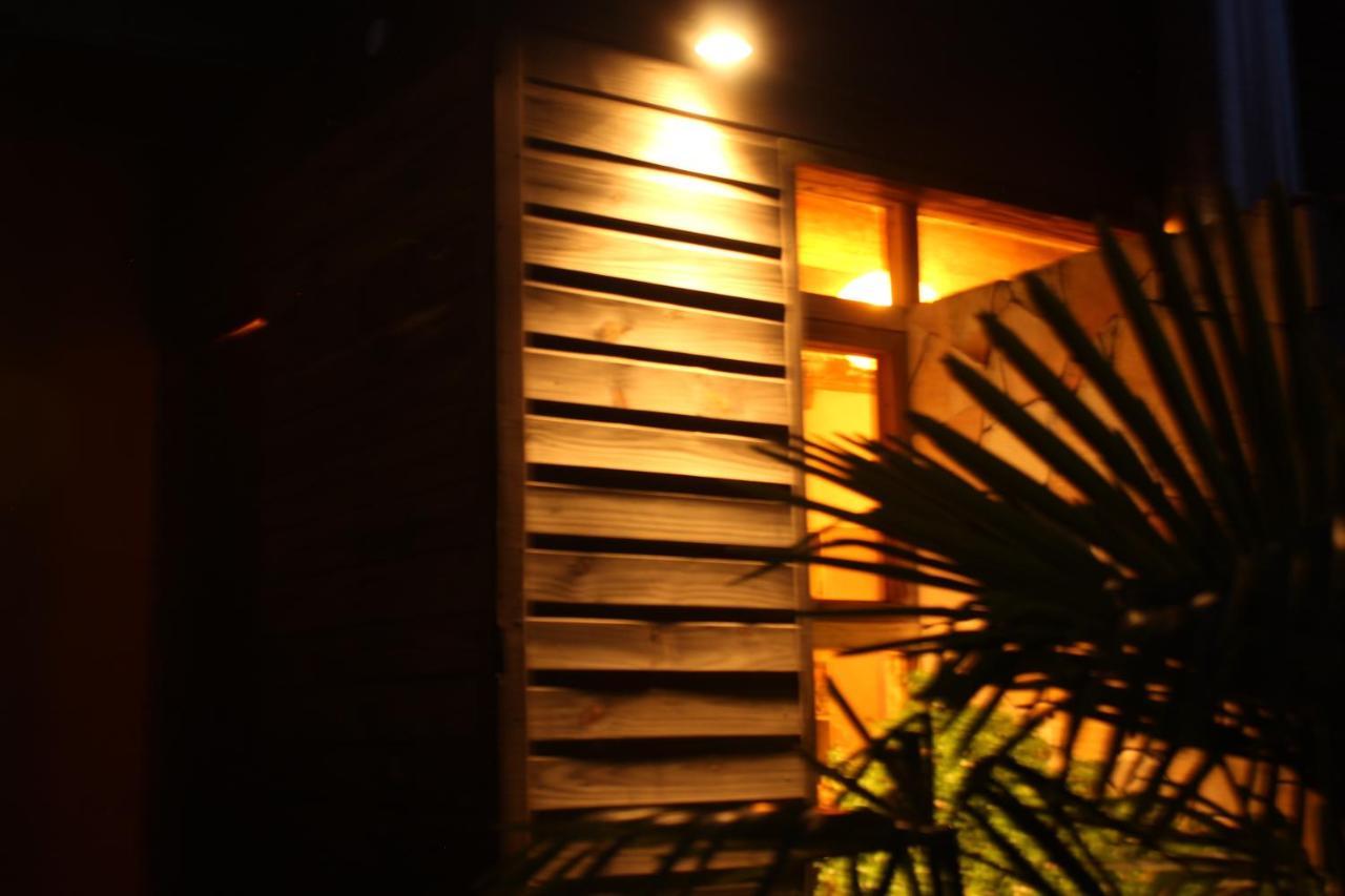 Resiliencia Albergue La Barra Exterior foto